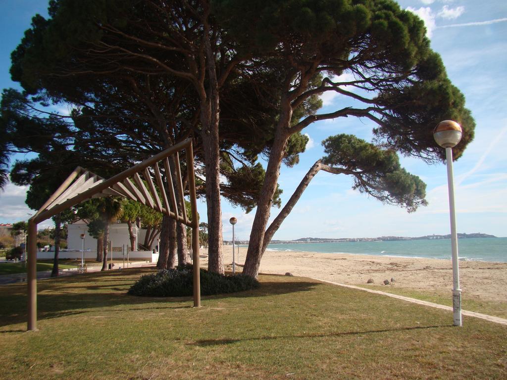 Apartamento Playa Esquirol Cambrils Eksteriør billede